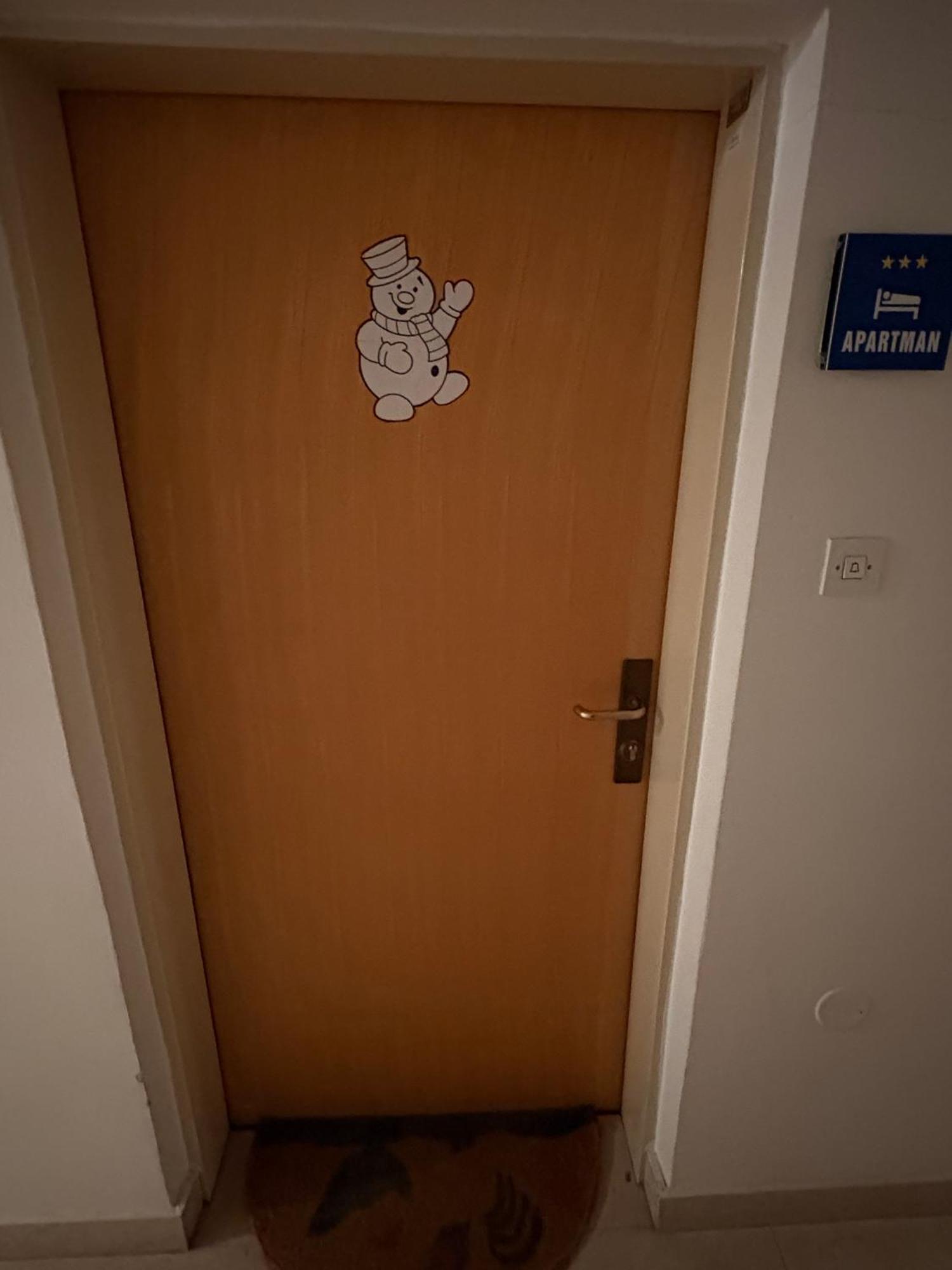 Apartma Snezko Kranjska Gora Bagian luar foto