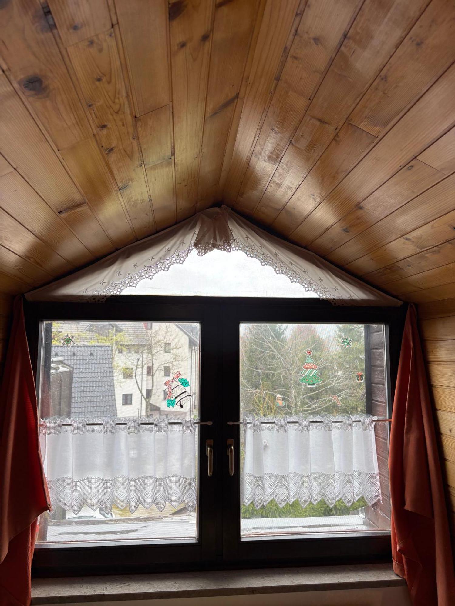 Apartma Snezko Kranjska Gora Bagian luar foto